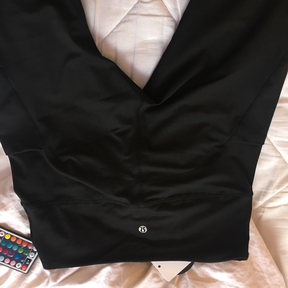 Lululwmon 7/8 align leggings! BRANDNEW